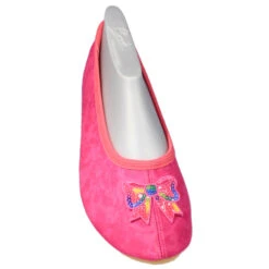 Gymnastikschuhe - Schleifchen